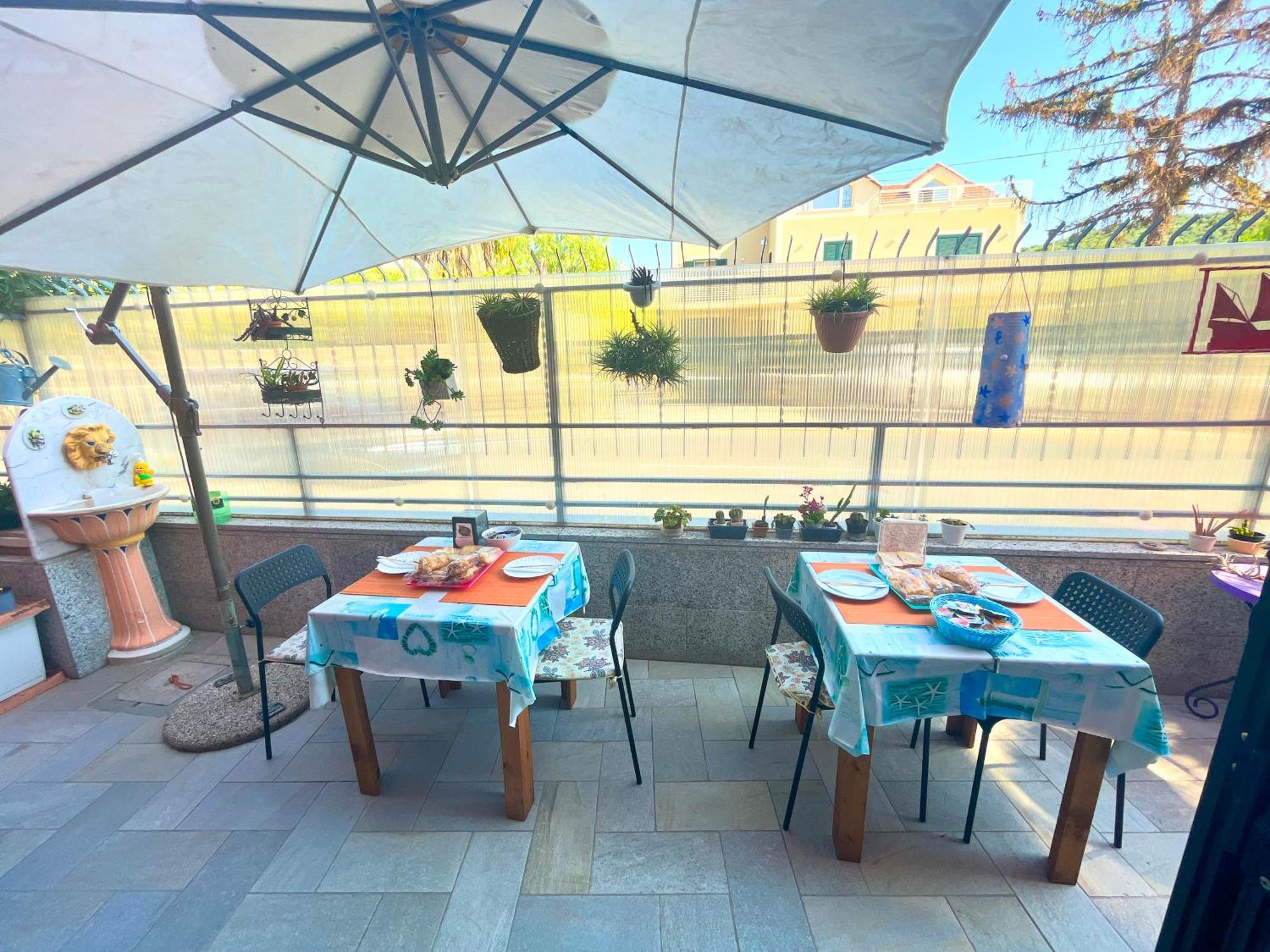 לינה וארוחת בוקר צ'רבו Tra Il Borgo E Il Mare מראה חיצוני תמונה